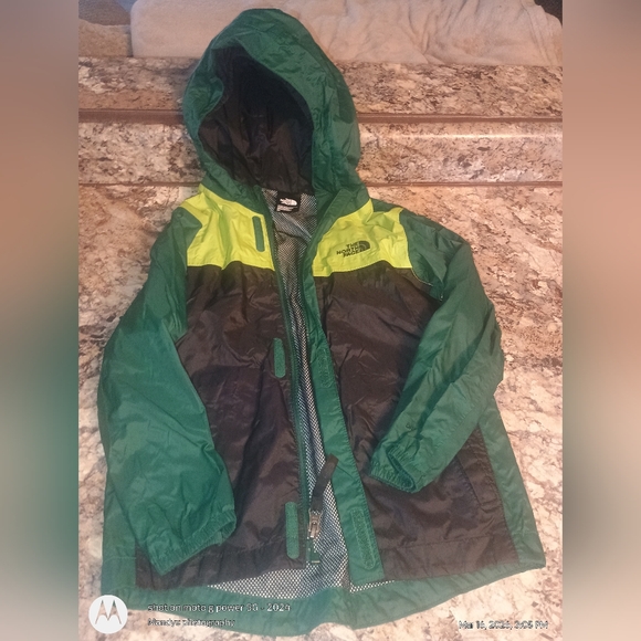 The North Face Other - Boys northface zip up windbreaker style fully lined toddler size 5